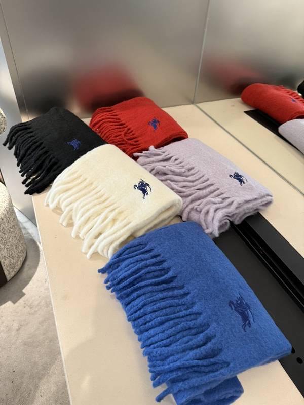 ブランドマフラー着用イメージ